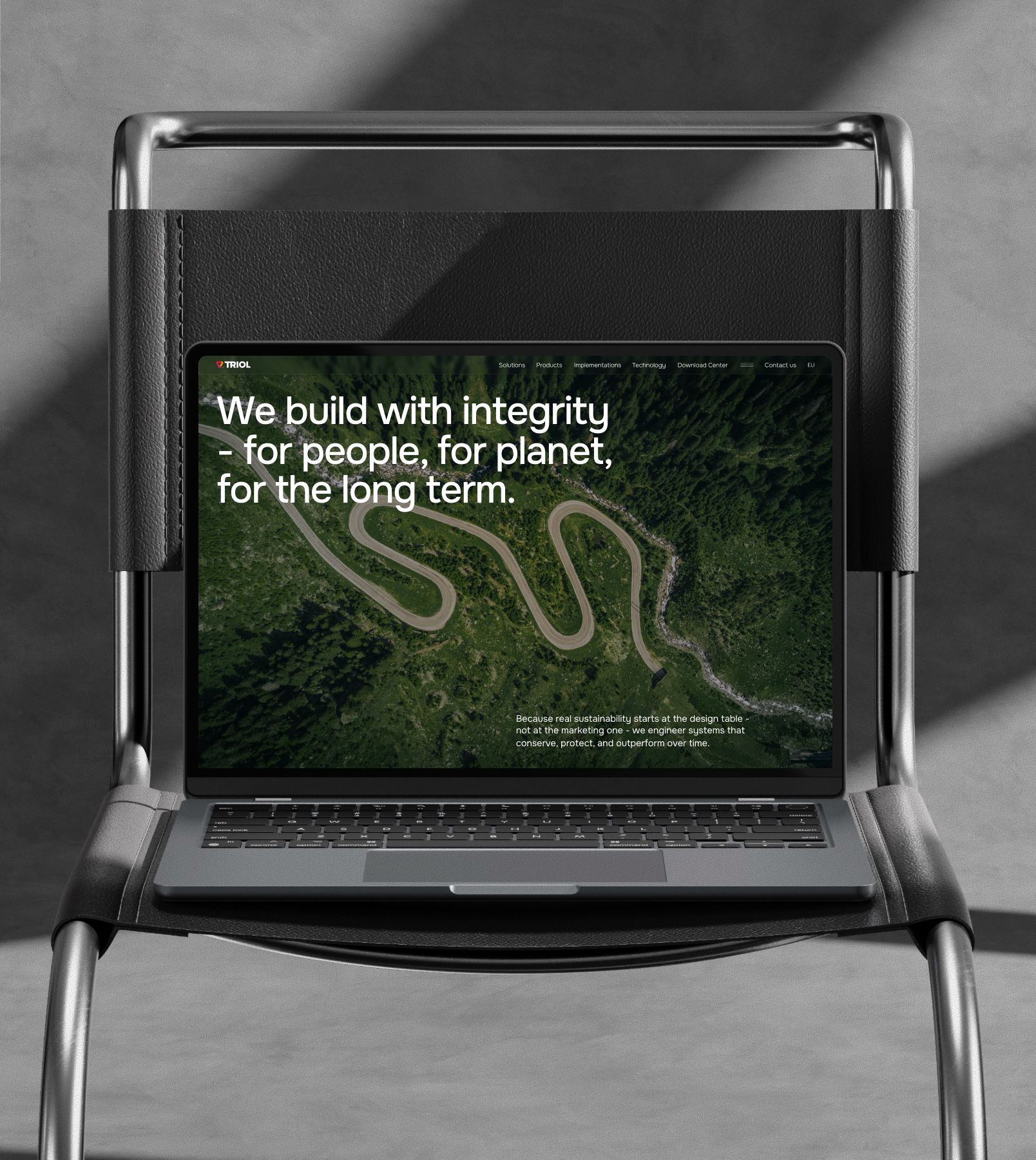 Triol website laptop mockup